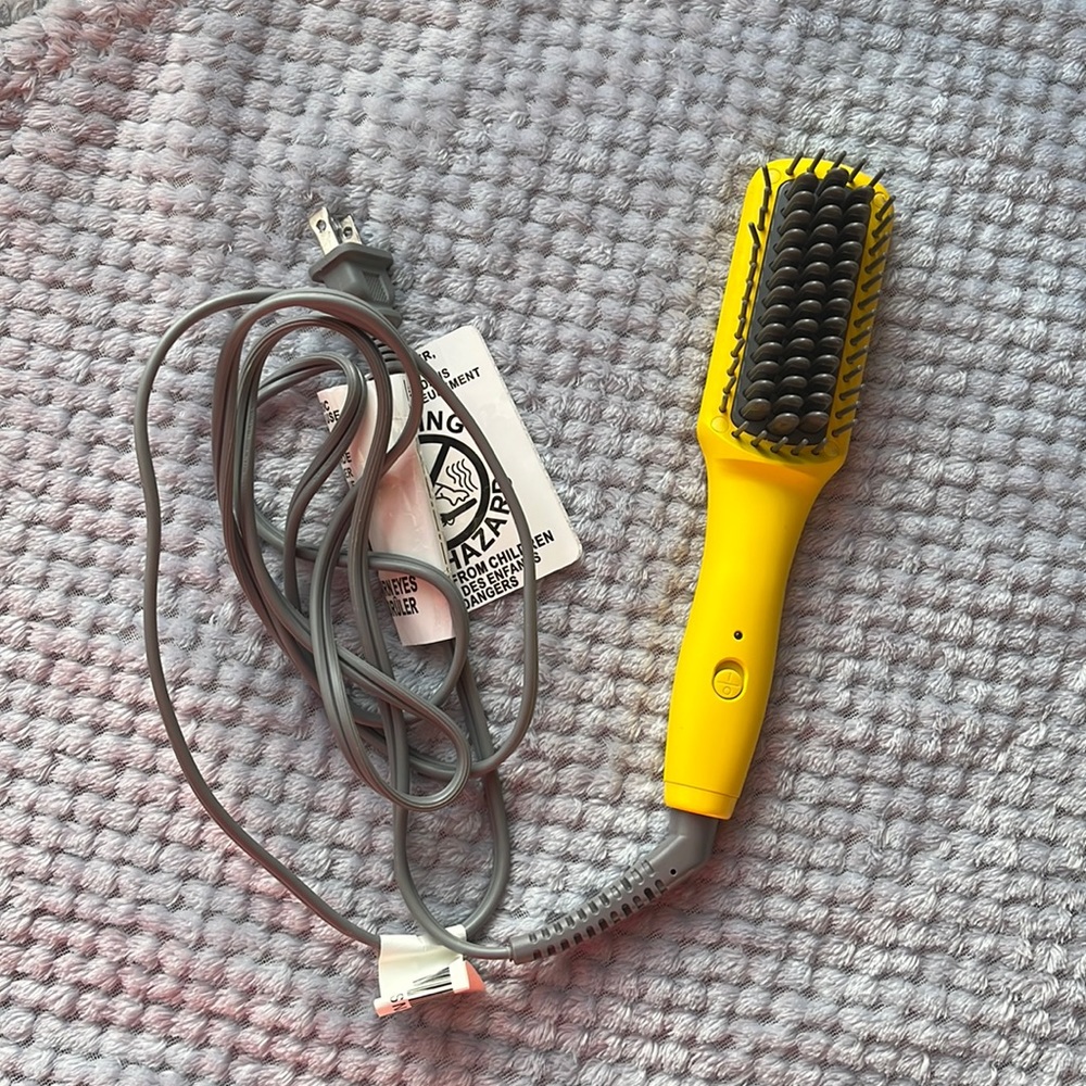 Drybar Baby Brush Crush